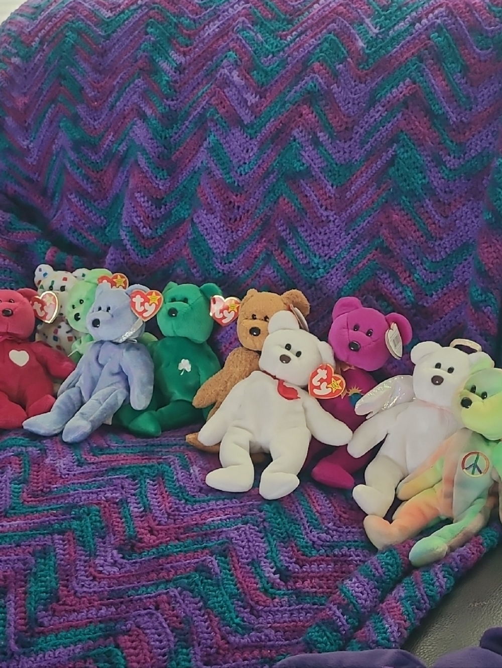 Ty Plush Bear Bundle Of 10 - Red, Lavender, Green, Brown, White, Pink, Tie-Dye